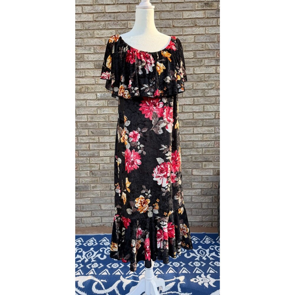 LuLaRoe Floral Crushed Velvet Dress 3X Stretch Peasant Bloomcore Ruffle Flounce